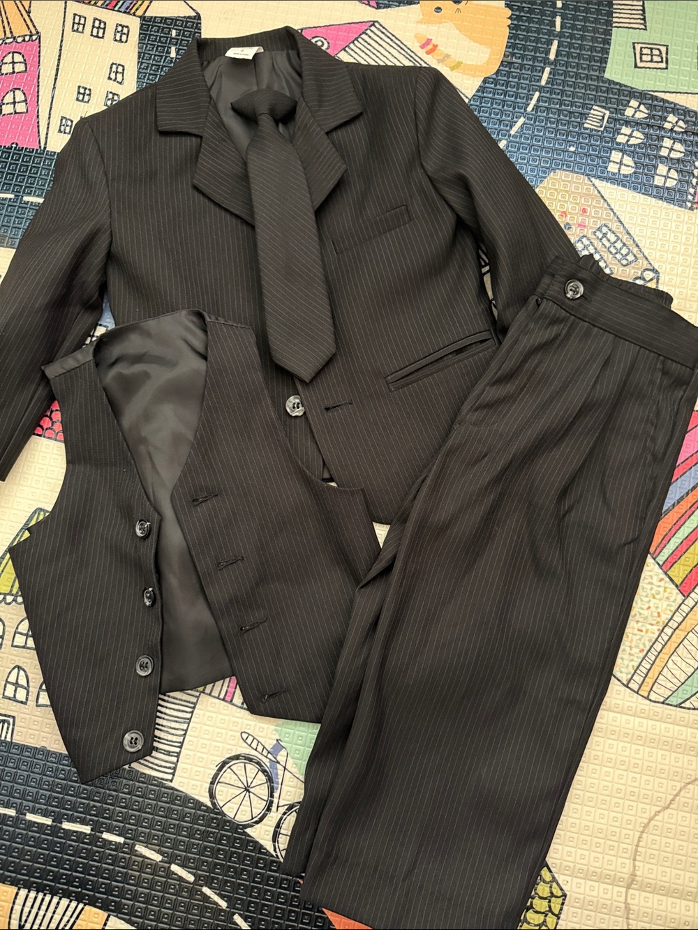 Toddler Boys Black Pinstripe 3-Piece Suit with Tie - Classic Tailored Set
